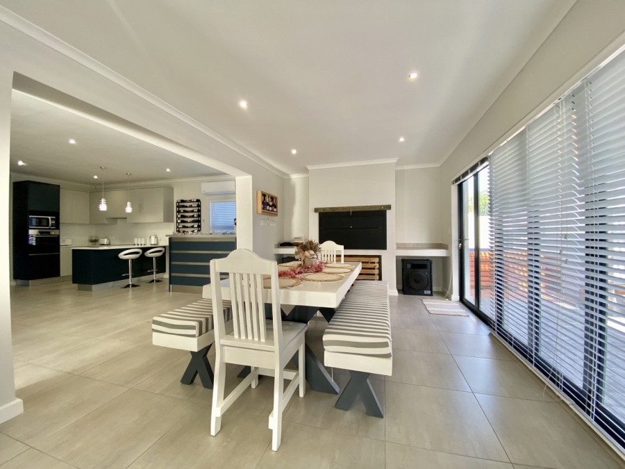 To Let 3 Bedroom Property for Rent in Sandown Western Cape